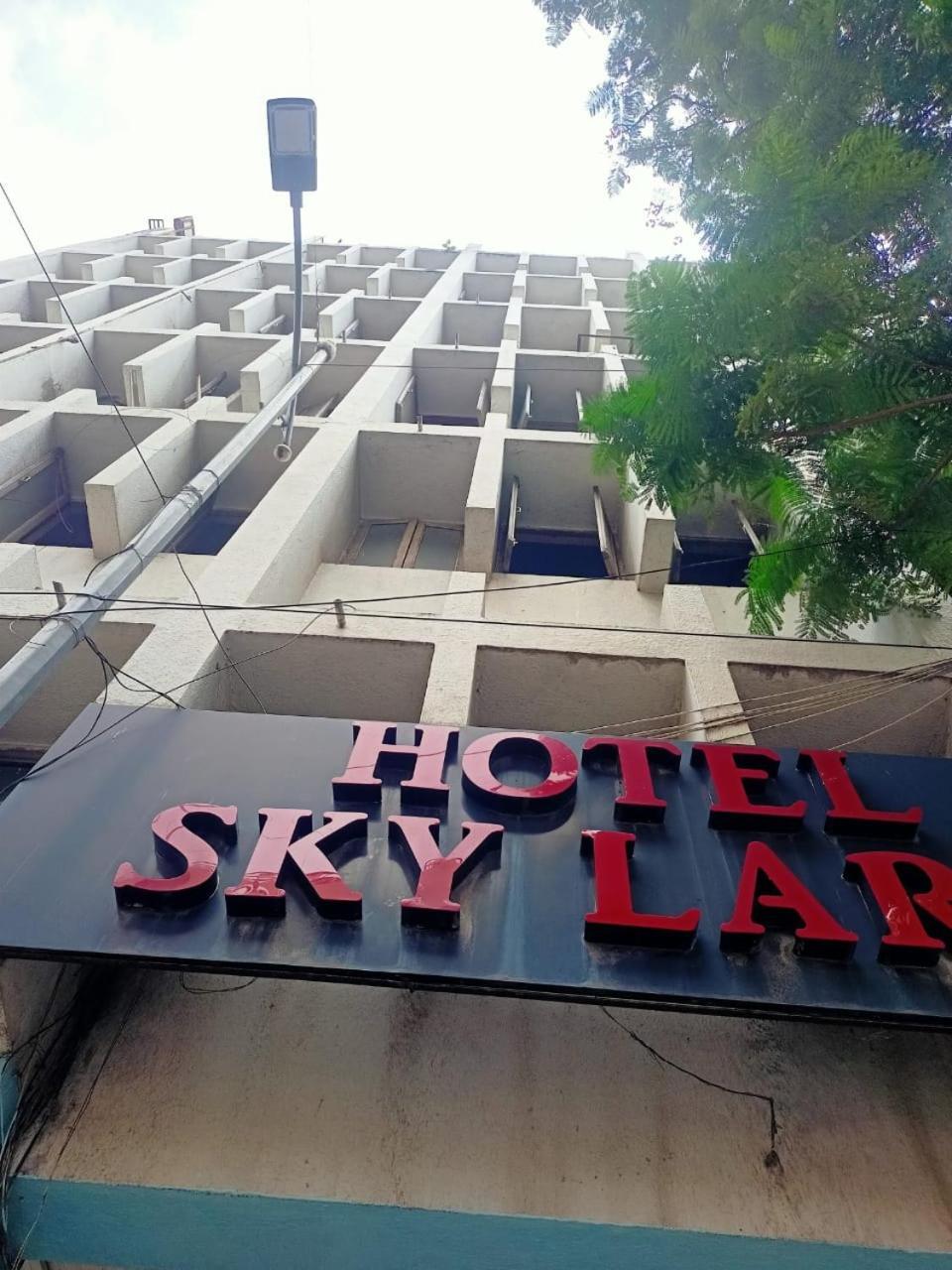 Hotel Skylark Наґпур Екстер'єр фото
